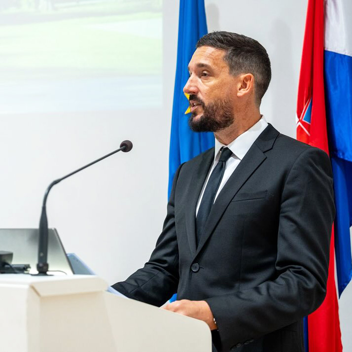 Assoc. Prof. Dario Novak